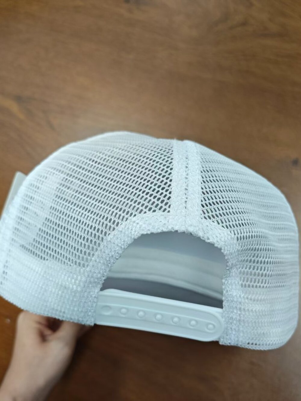 🤍NWT ALO Yoga White District Trucker Hat /Tennis Golf Sport /Adjustable - Picture 5 of 5